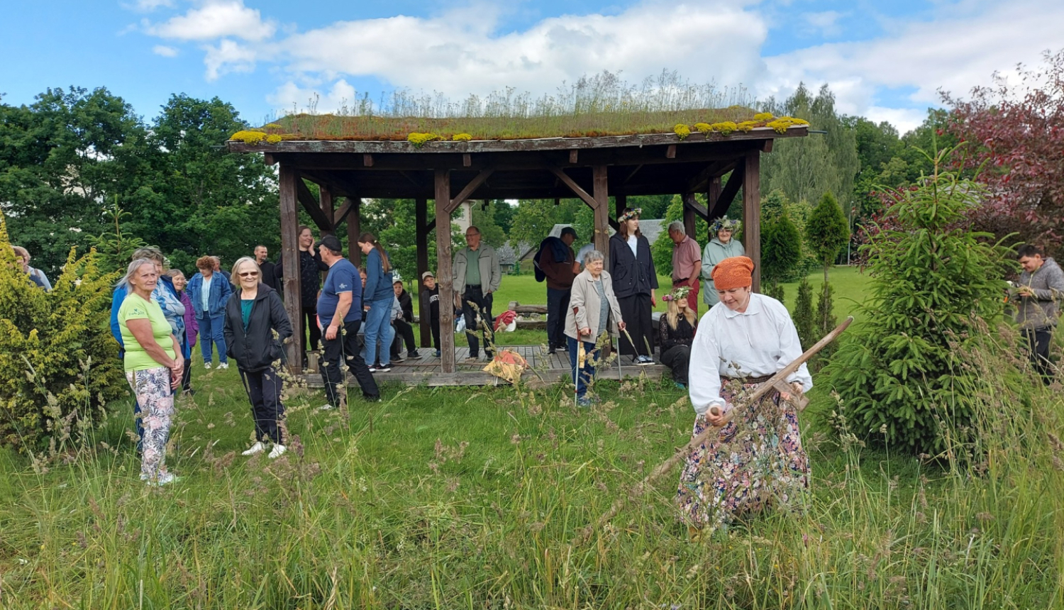 Izkapts sacensības pļavā