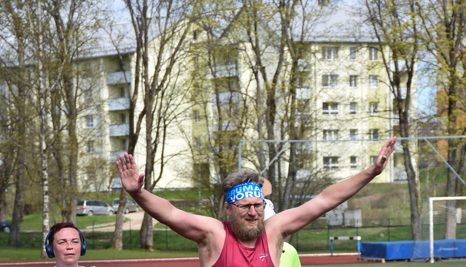 Contra ir noskriets!