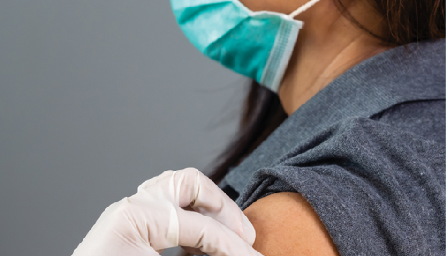 Latvija saņēmusi 201 240 Comirnaty vakcīnu ziedojumu no Lietuvas