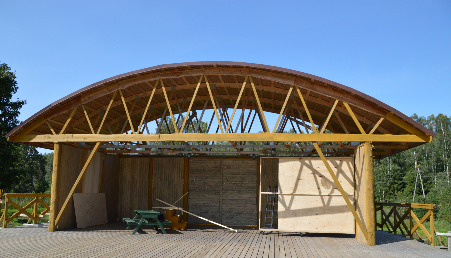 Notiek būvniecības darbi Kārķu Dabas koncertzālē