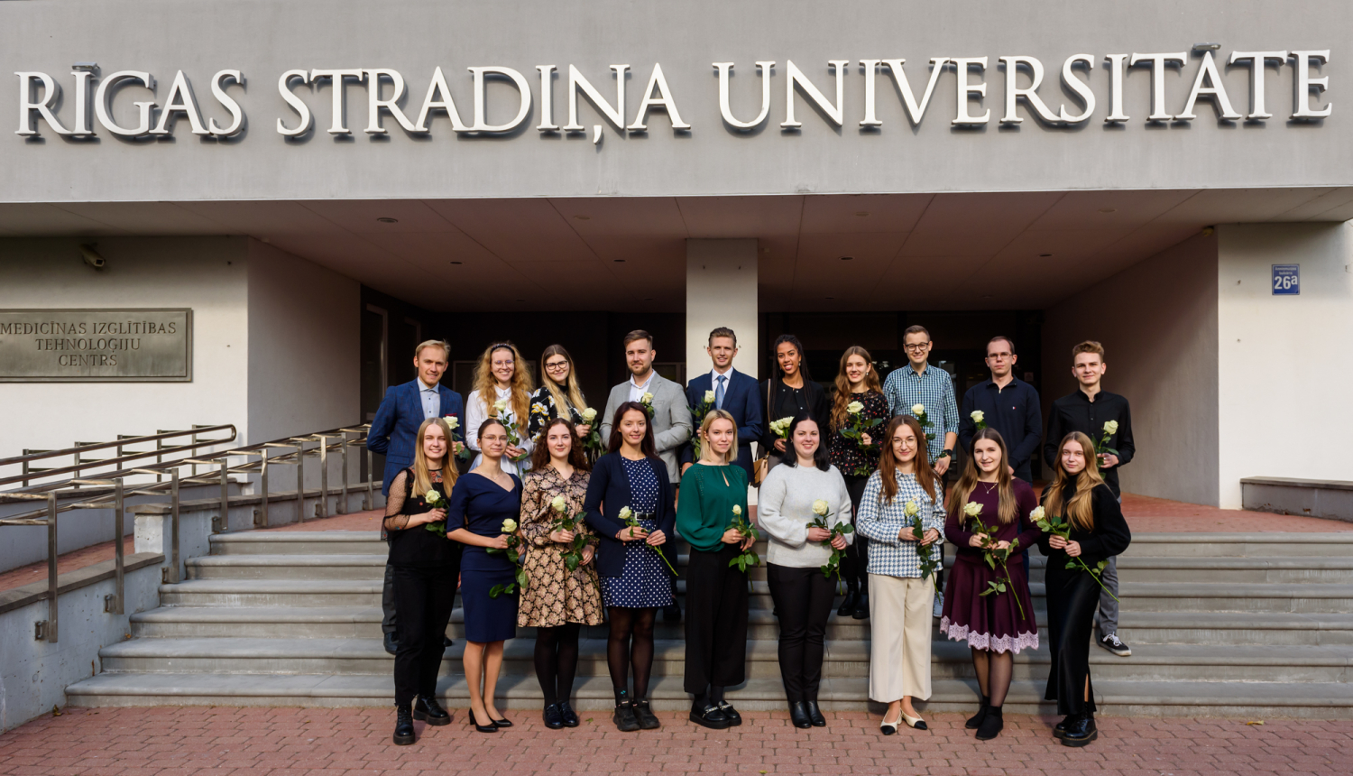 Deviņi topošie mediķi no Vidzemes saņem Borisa un Ināras Teterevu fonda stipendiju medicīnā