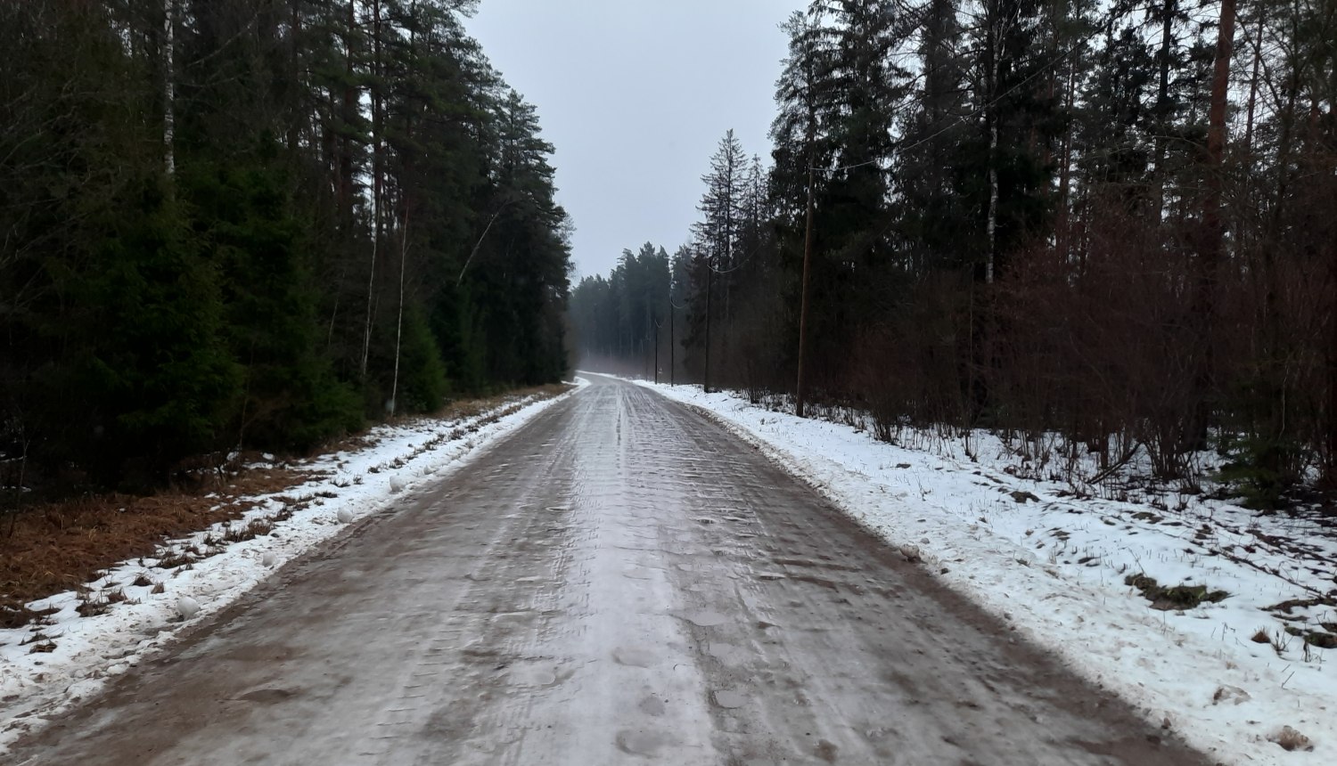 Ceļu stāvokļa dēļ iespējamas nobīdes konteineru tukšošanas grafikos