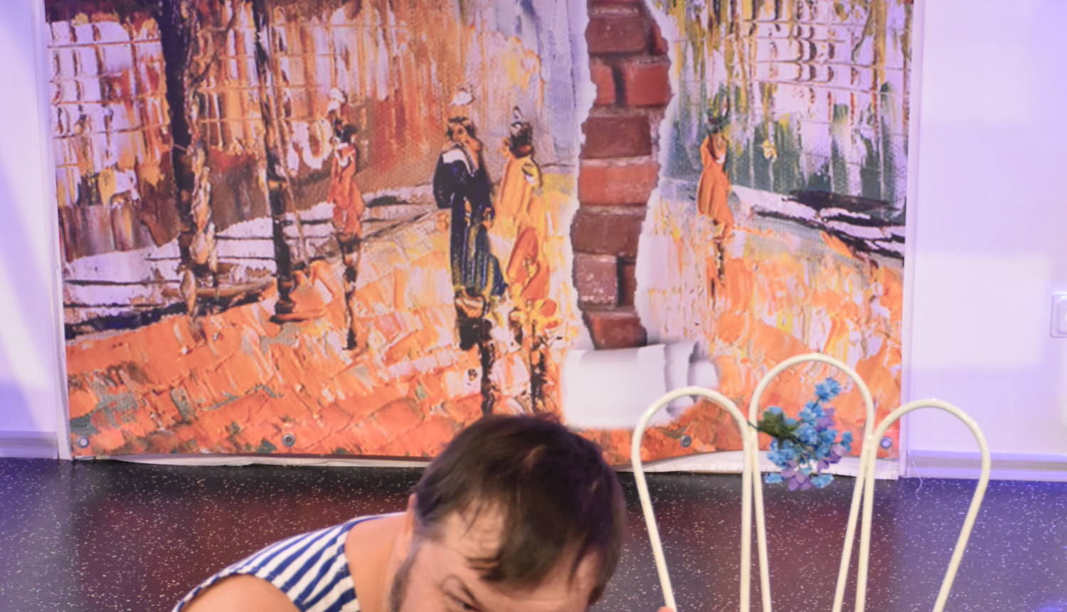 Valkas pilsētas teātra pirmizrāde – Mihails Vellers “Gribu uz Parīzi”