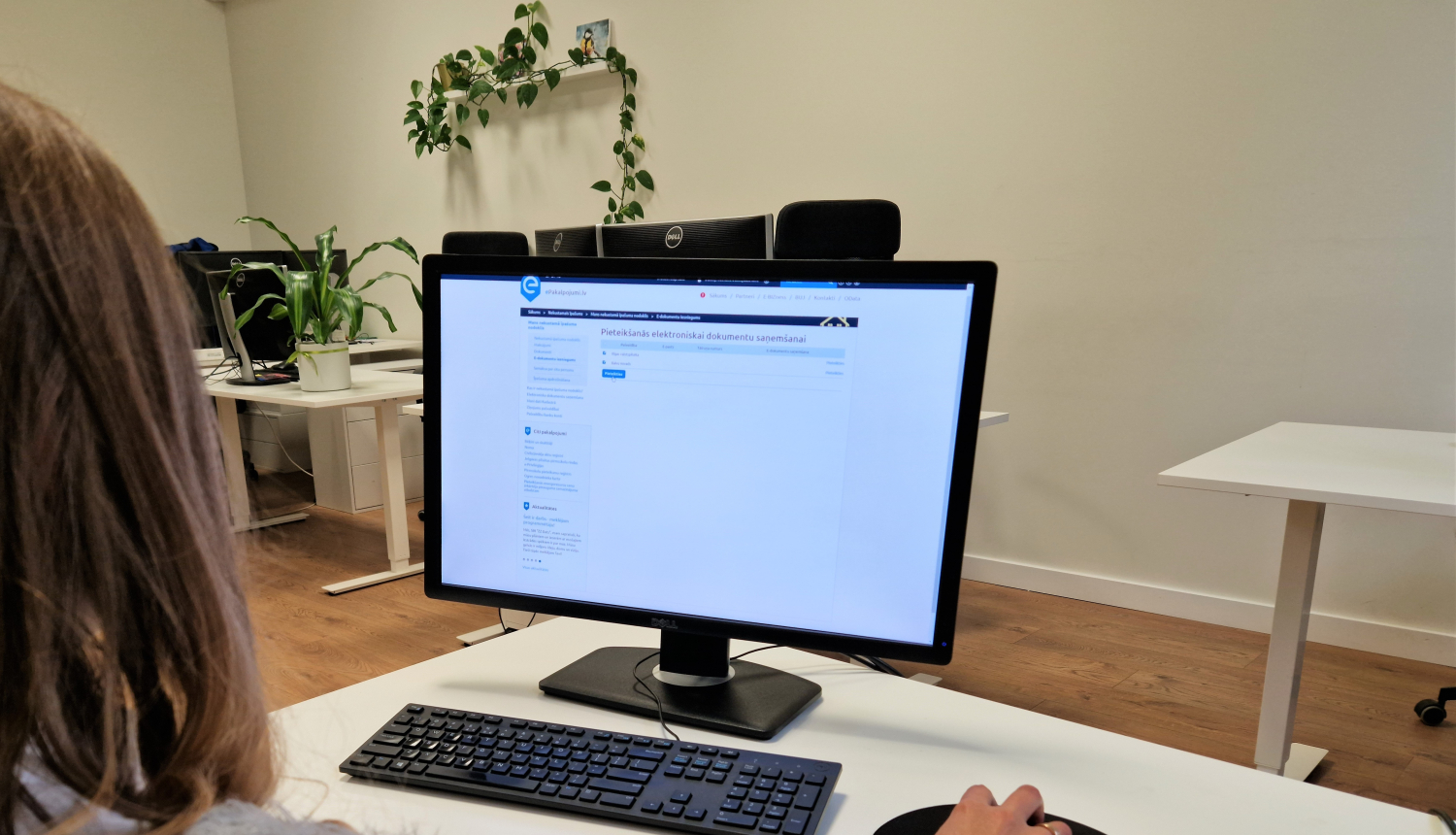 Pašvaldības katru gadu ietaupītu vairāk kā miljonu eiro, ja vismaz 80% fizisko personu nekustamā īpašuma nodokļa maksāšanas paziņojumus saņemtu elektroniski