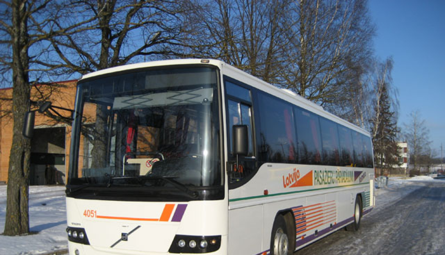 Izmaiņas autobusu kustībā svētku laikā