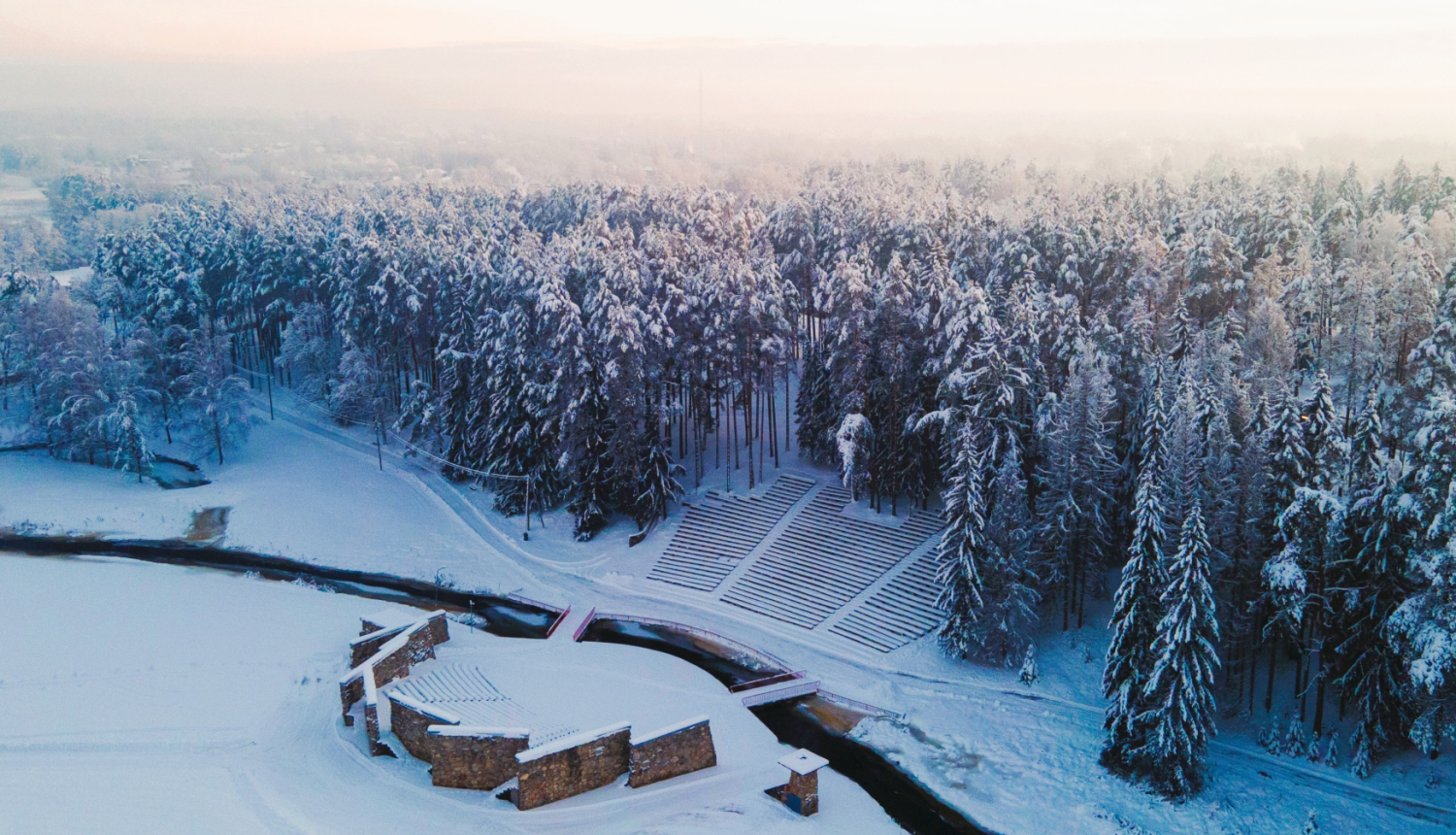 Valkas pilsētas brīvdabas estrāde