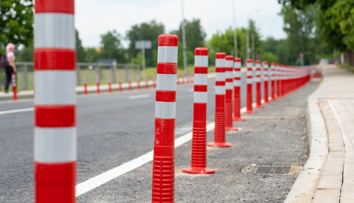 Ceļu satiksmes regulējošo stabiņu nepieciešamība Ausekļu ielā