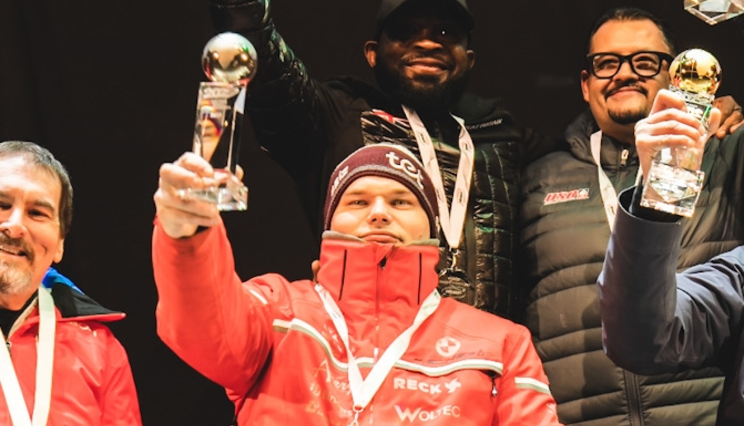 Aicinām šodien Valkā sagaidīt Eiropas čempionu un pasaules vicečempionu parabobslejā Arturu Klotu