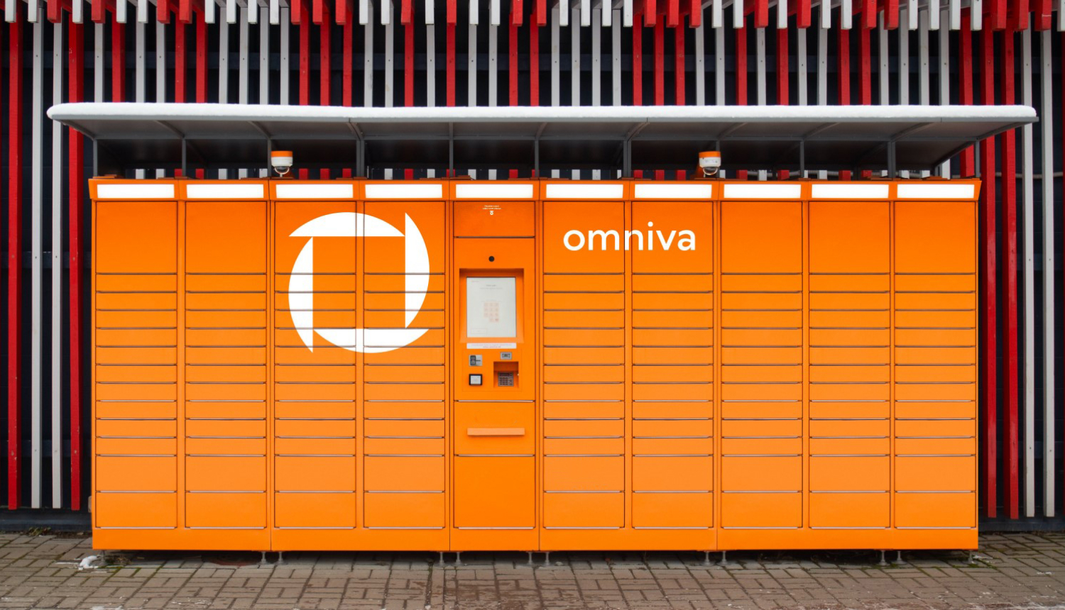 Omniva Valkas novadā uzstāda jaunu pakomātu