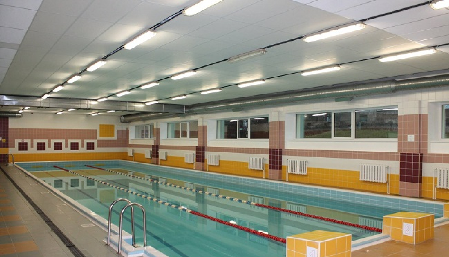 Valgas peldbaseins slēgts sakarā ar remontdarbiem