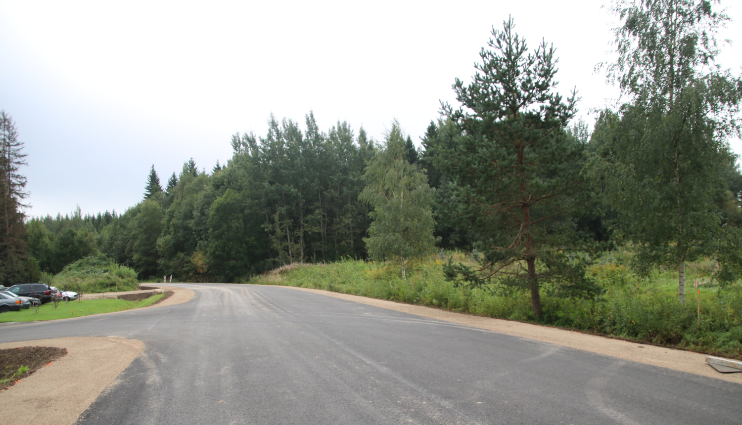 Atjaunots segums nobrauktuvei uz Lugažu staciju