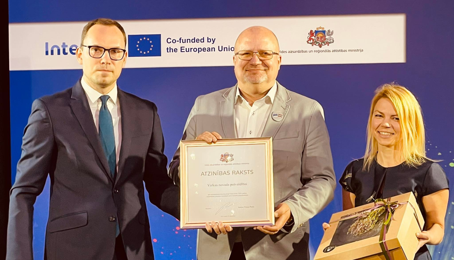 Valkas novada pašvaldība saņem atzinību par dalību un sasniegumiem Igaunijas – Latvijas programmā