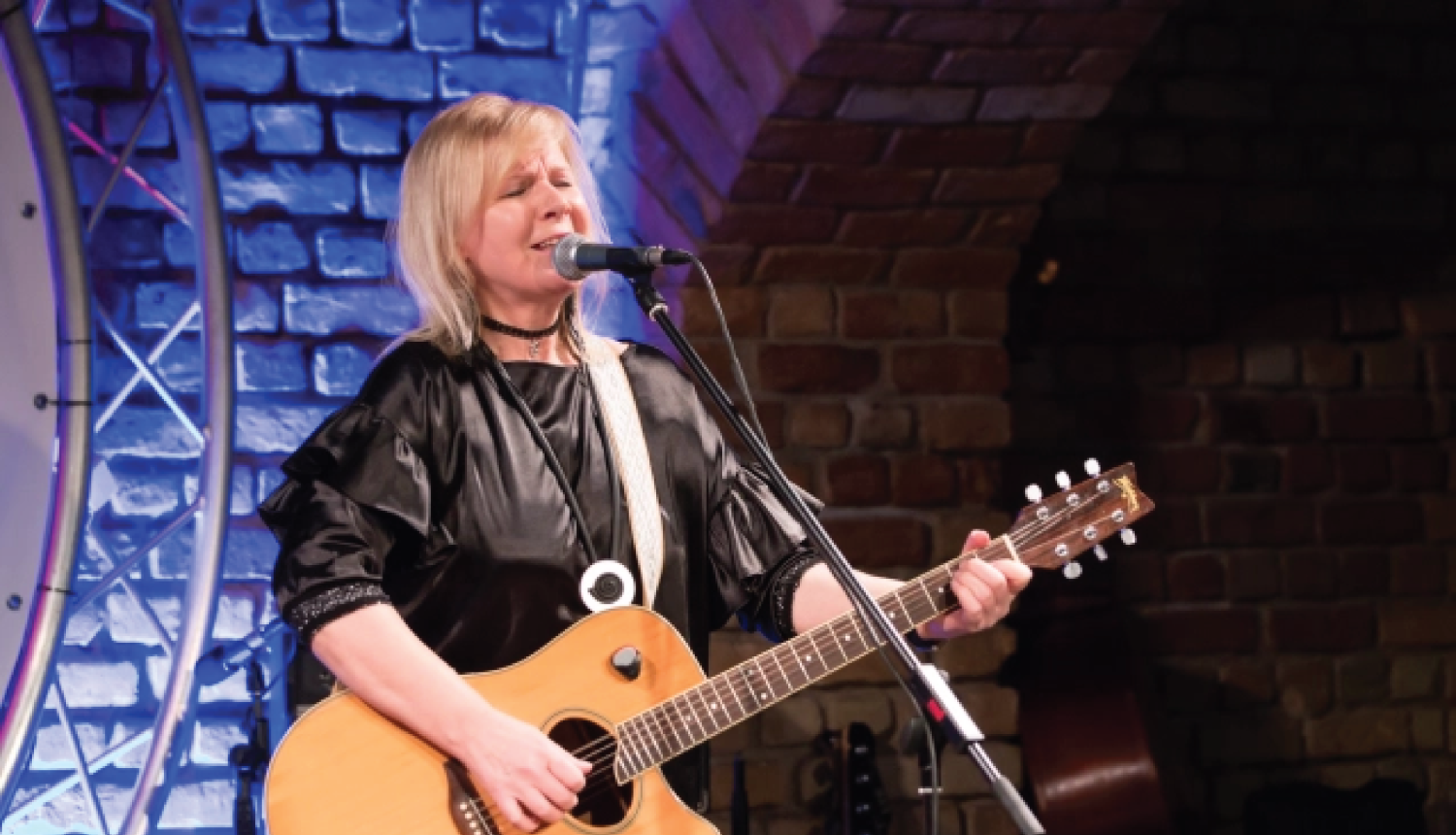 Valkas pilsētas kultūras namā uzstāsies Ira Krauja – Dūduma koncertā “Muzikālo stāstu vakars”