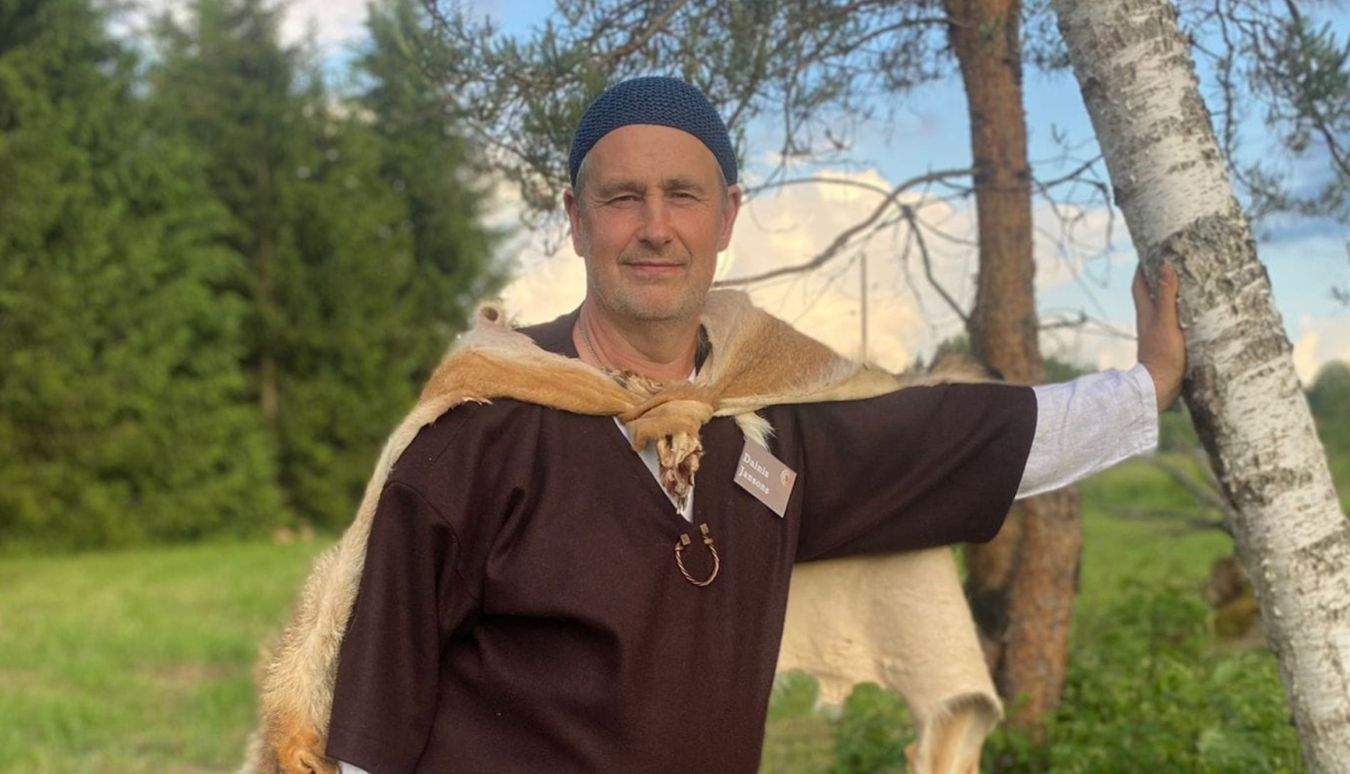 titulam_Vakaresana ar Daini