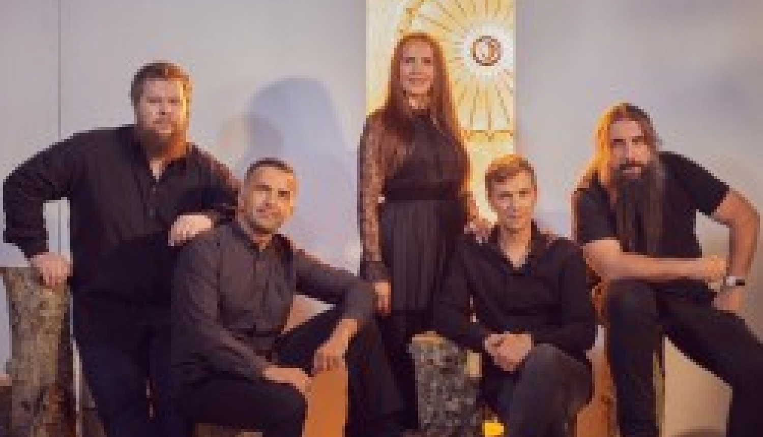Valkas pilsētas kultūras namā muzikālās apvienības “RAXTU RAXTI” 10 gadu jubilejas koncerts