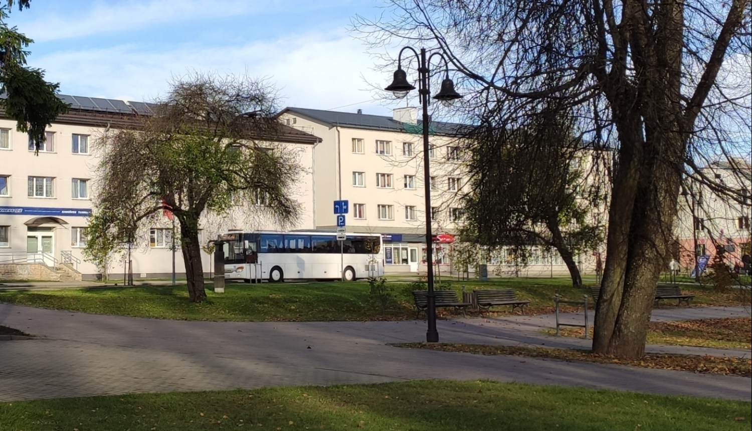 Attēls ar autobusu